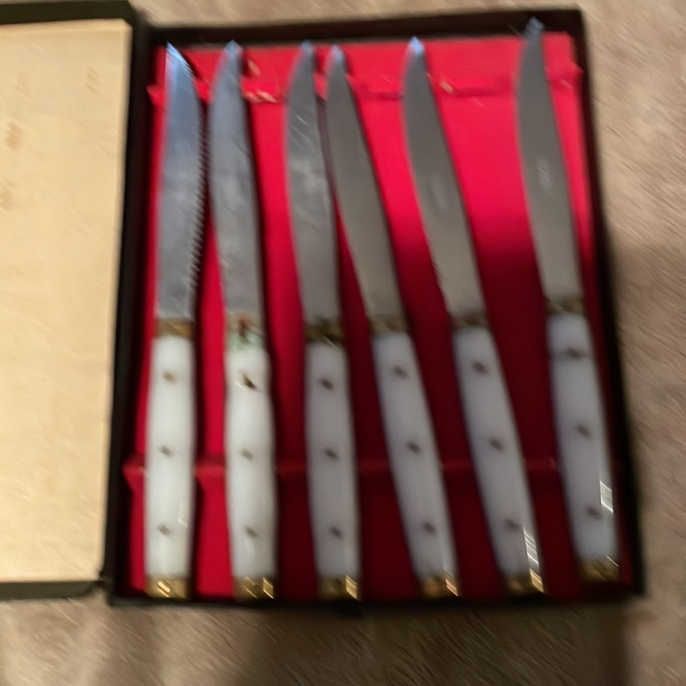Vintage Stainless Steel knife set. - Picture 12 of 12